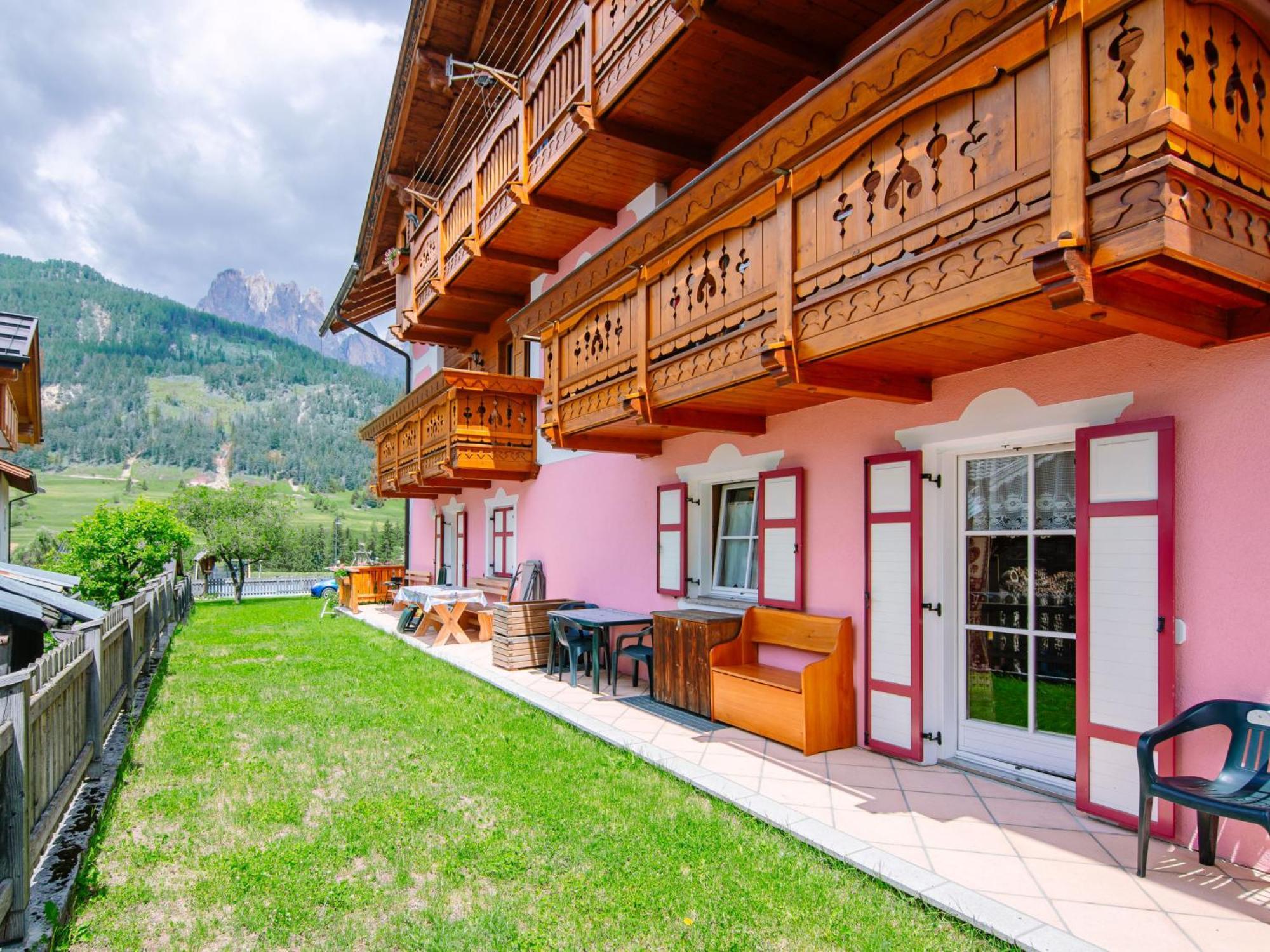 Apartment Brunel-1 By Interhome Pozza di Fassa Bagian luar foto